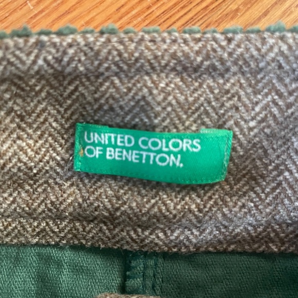 Green Corduroy Mini Skirt - Picture 3 of 4